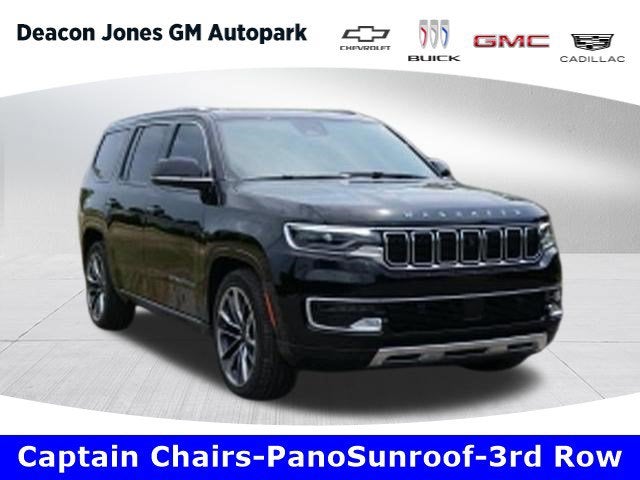 2025 Jeep Wagoneer Series III 4x4 in Black — front three-quarter view