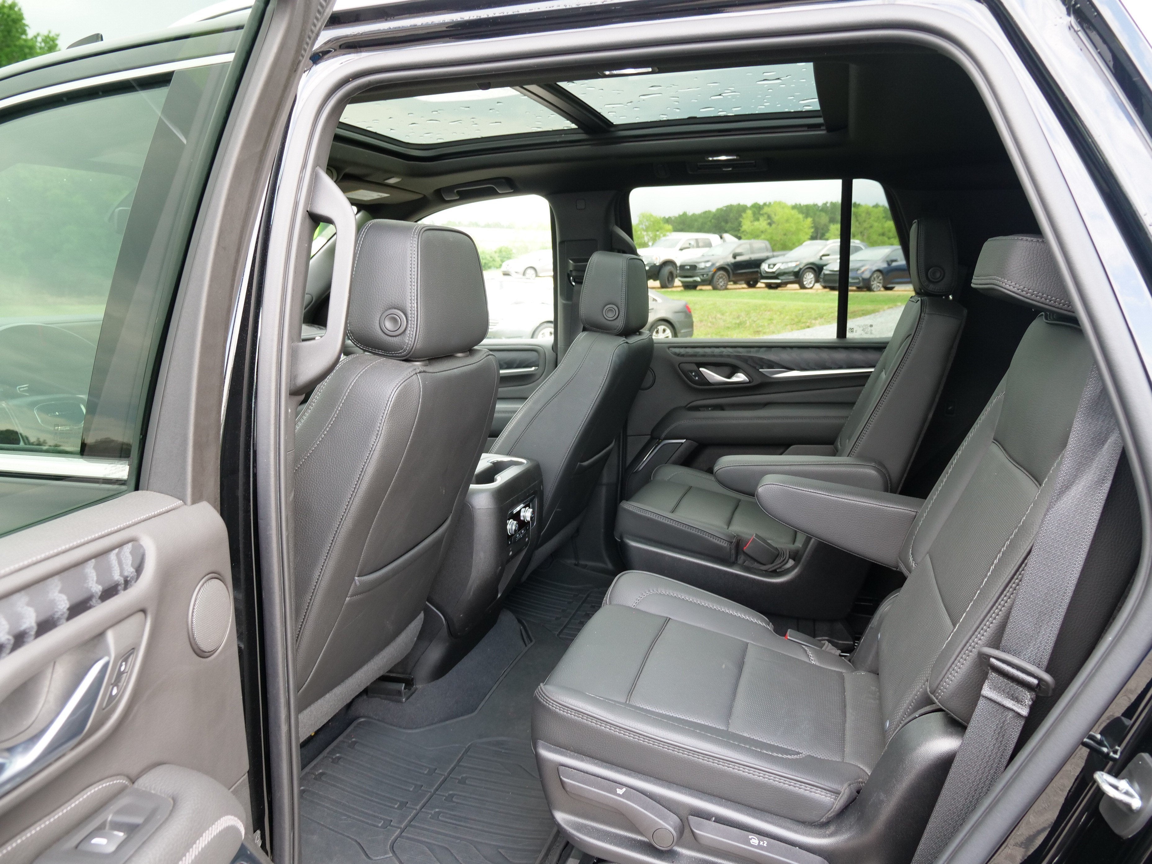 2022 GMC Yukon — interior view