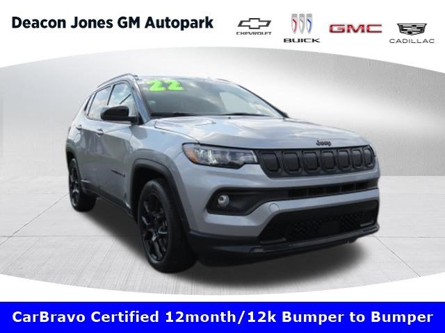 2022 Jeep Compass Altitude FWD in Silver — front three-quarter view