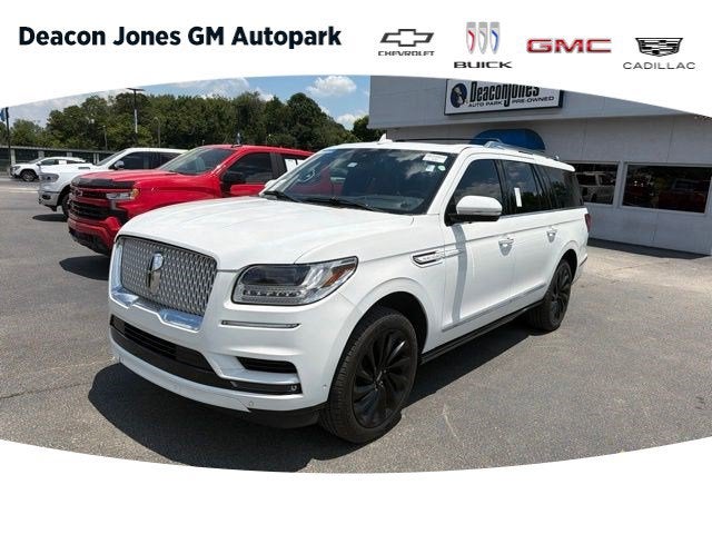 2021 Lincoln Navigator Reserve L in White — front three-quarter view