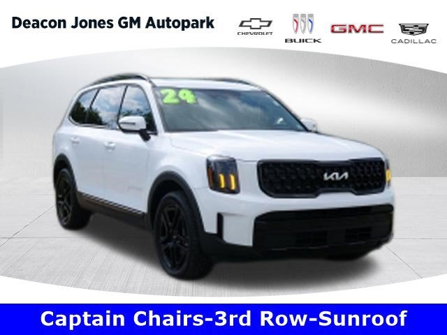 2024 Kia Telluride EX X-Line in White — front three-quarter view